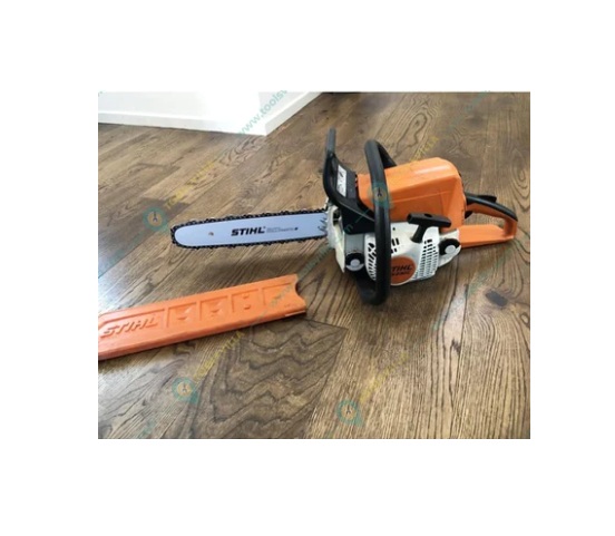 Stihl MS-250, 45.4-cc Powerful Petrol Chainsaw with 20 inch Guide Bar