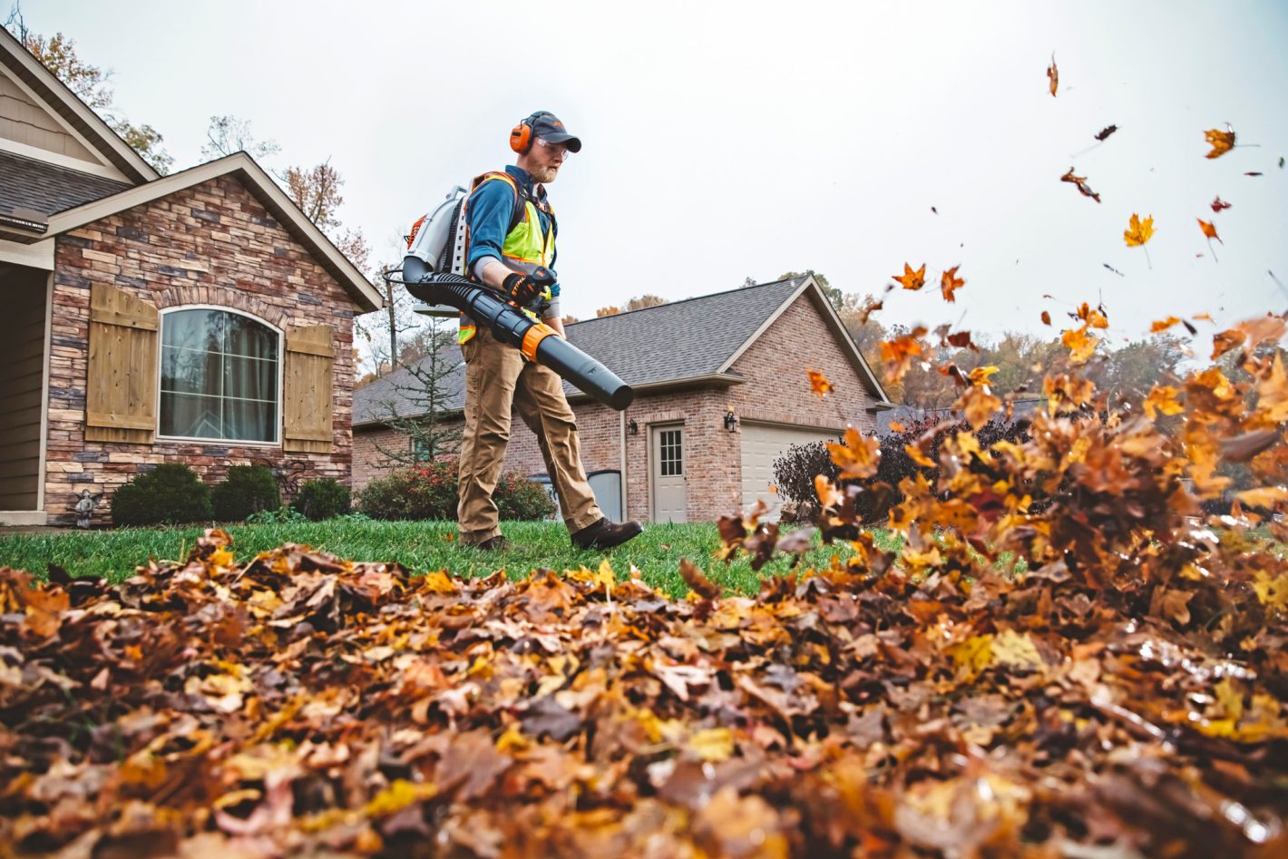 BR 800 Gasoline Backpack Blower