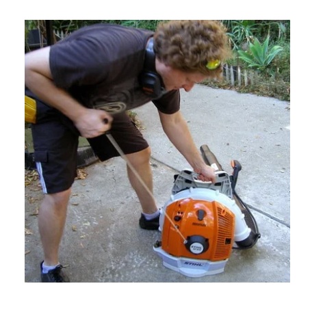 Stihl BR-600, 64.8-cc Petrol Operated Powerful Backpack Leaf Blower