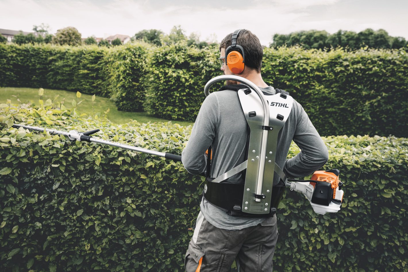 HL 94 LONG REACH HEDGE TRIMMER